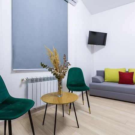 Vodna White Apartment ลวีฟ ภายนอก รูปภาพ