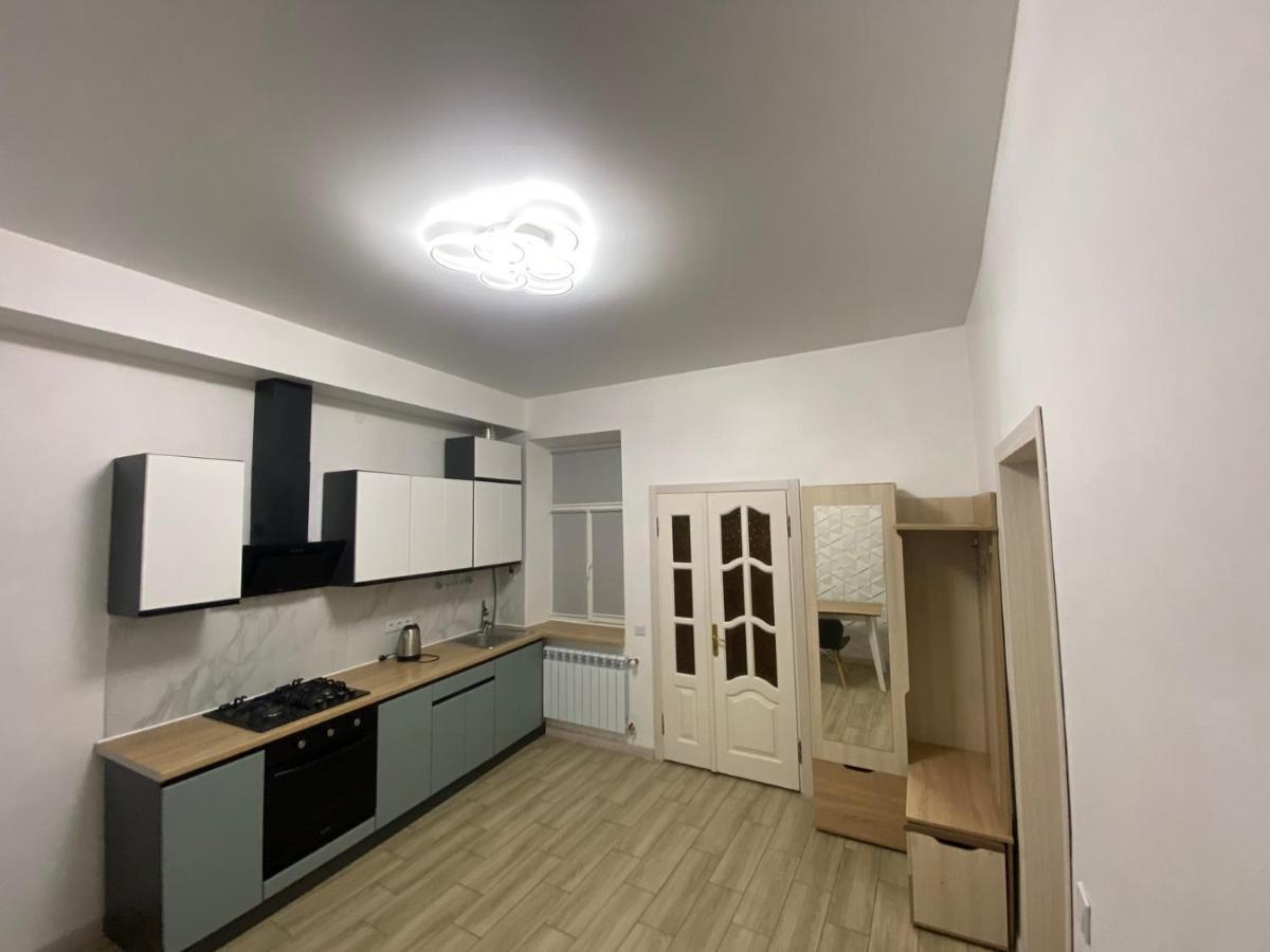 Vodna White Apartment ลวีฟ ภายนอก รูปภาพ