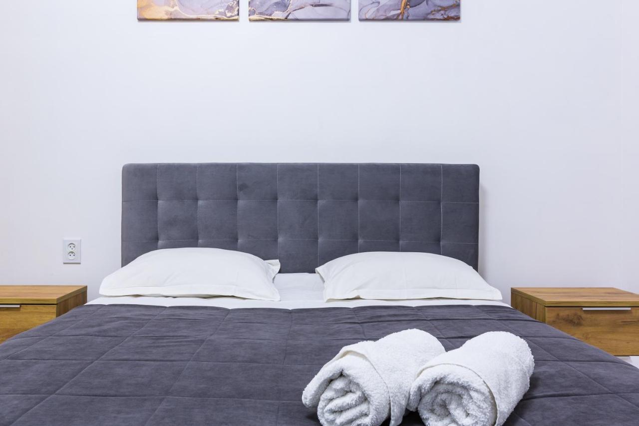 Vodna White Apartment ลวีฟ ภายนอก รูปภาพ